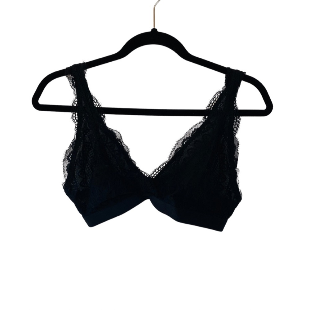 Gilly Hicks Black lace bralette Medium